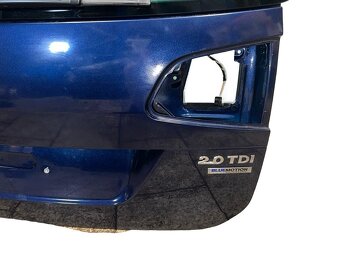 Páté dveře tmavě modrá metalíza LH5X VW Sharan 7N r.v. 2011 - 4
