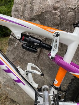SCOTT CONTESSA SPARK RC CARBON RÁM M KOLA 26” - 4