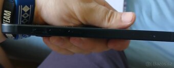 Apple iPhone 15, 128GB - 4