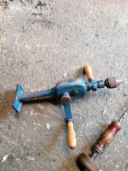 Stará ruční vrtačka - 4