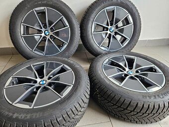 Orig. BMW 3er 5x112 Zimní 205/60/16 - zánovní - - 4