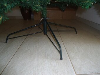 Vánoční stromek umělý 180 cm - 4