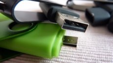USB-OTG 2v1 64GB s micro konektorem otočný NOVÝ - 4