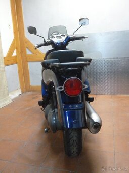 Aprilia Scarabeo 200. rok 2002. Najeto 34677km. - 4