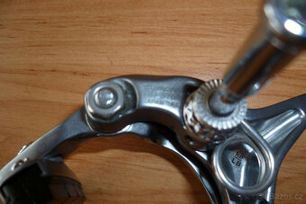 Silniční brzdy Shimano 105 - 4