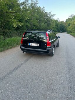 Volvo v70 - 4
