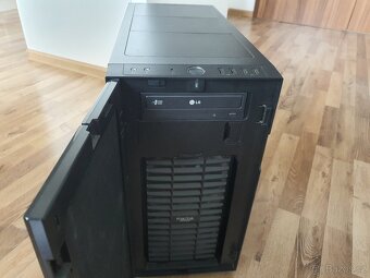 Prodám PC - pouze komplet - 4