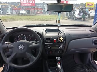 Nissan Almera - 4