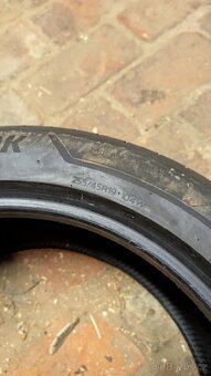 Hankook Ventus S1 255/55 r19 - 4