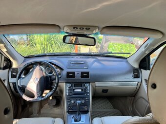 Volvo XC90 2.4 D5 AWD EXECUTIVE - 4