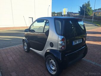 Micro compact car smart fortwo 0.6i 40kw rok 2001 nova stk - 4