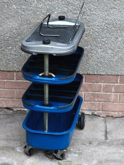 Prodám NEPOUŽÍVANÝ dílenský vozík skládací. Tento skládací d - 4