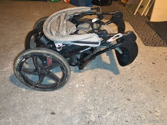 kočárek trikolka - 4