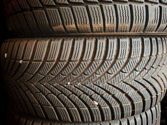 Glas, Glb, A6, Compas zimní 235/45/19. - 4