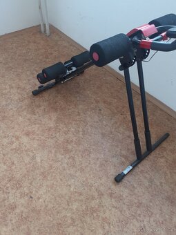 Posilovací stroj - 4