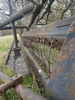 Obracečka / shrnovač sena - 4