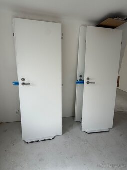 Interiérové dveře bílé 75L/85P, 7 ks - 4
