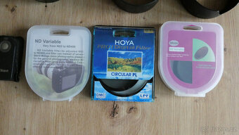 Prodám Nikon D7500 plus příslušenství - 4