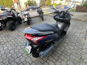 Kymco Downtown 125i - 4