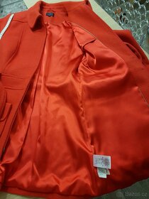 POŠTA  V CENĚ Krásný dámský kabát jasně červený velikost S-M - 4