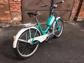 Moped S11 Stadion - 4