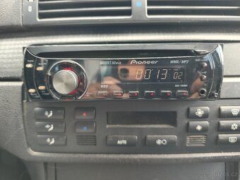 Autorádio Pioneer DEH-1100MP s kabeláží - 4