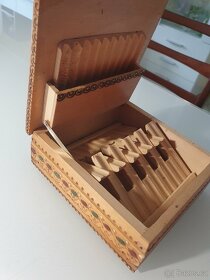 Krabička na cigarety, dřevěná, zdobená - 4