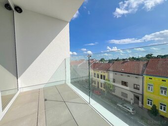 Pronájem novostavby bytu 1+kk s lodžií - Rezidence Jarošova - 4