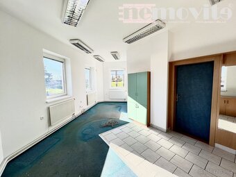 Exkluzivně nabízíme k pronájmu kanceláře, 45 m2 - Hradec Krá - 4