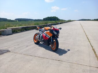 Honda CBR 1000RR REPSOL - 4