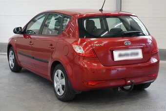 Kia Ceed 1.4i , 77 kW benzín, 2011 - 4