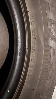 Bridgestone 235/55 r17 - 4