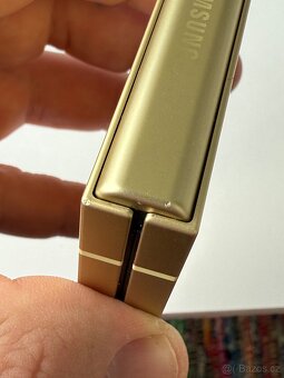 Samsung Galaxy Z Flip6 Olympic Edition - 4