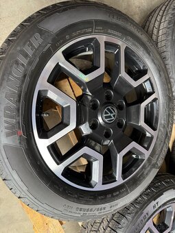 Originál nepoužitá sada alu kol VW Amarok 255/55 R20 - 4