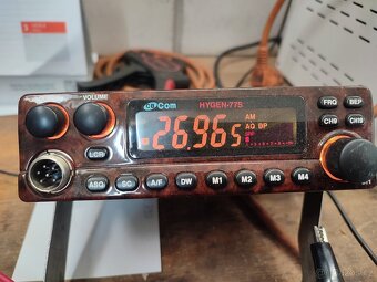 Radiostanice vysílačka hygen 77s - 4