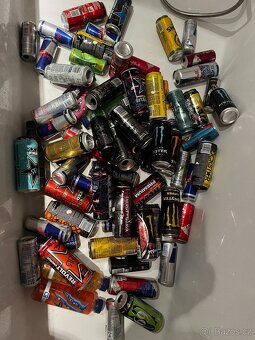 Sbírka plechovek od energy drinků - 4