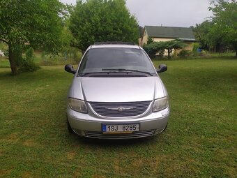 CHRYSLER VOYAGER 2.5 CRD manuál 7 míst. - 4