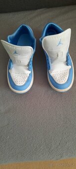 Boty Nike Air Jordan - 4