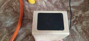 E-12_Budík s bezdrátovým nabíjením pro telefony - 4