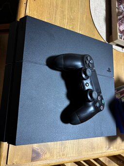 Playstation 4 1tb 11 her, 1x ovladac - 4