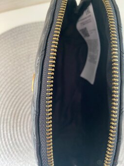 Kosmetická taštičks Guess nová - 4