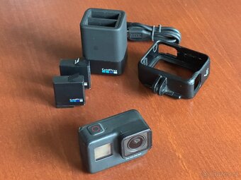 GoPro Hero 7 Black + baterie - 4