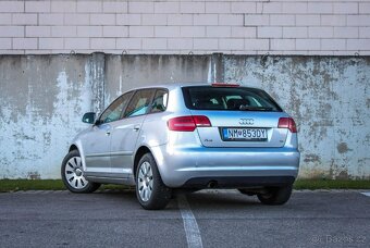 Audi A3 Sportback 1.6 Ambition - 4