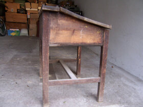 Dřevěná školní lavice z roku 1943 - 4