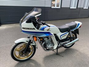 Honda CB 750F (1983) - 4