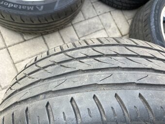 4x litá kola 5x114 R17, letní pneu 70% - 4
