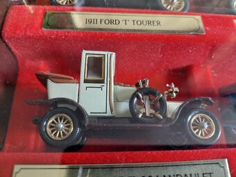Matchbox yesteryear Set v dřevěném kufru EXCELENTNÍ stav - 4