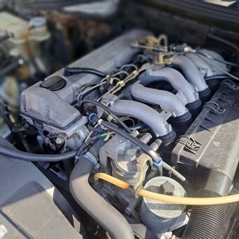 Mercedes 124 2.4 d rv 1986 - 4