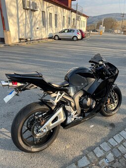 Honda CBR 600 RR - 4