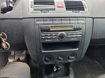 Skoda Fabia 2.0MPI - 4